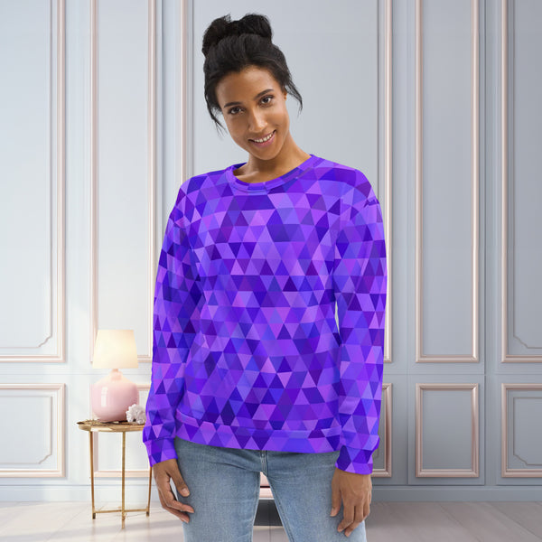 woman wears a violet sweatshirt with triangles, front side